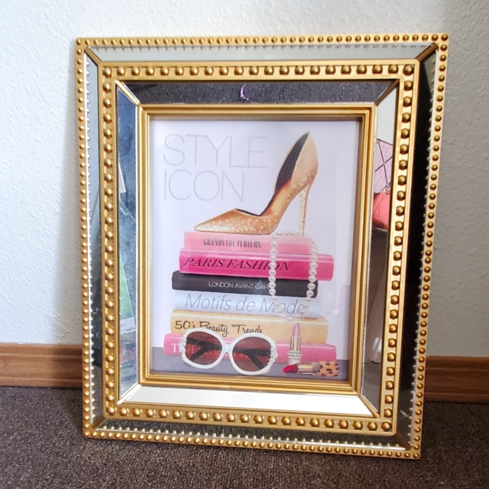 Fashion framed canvas